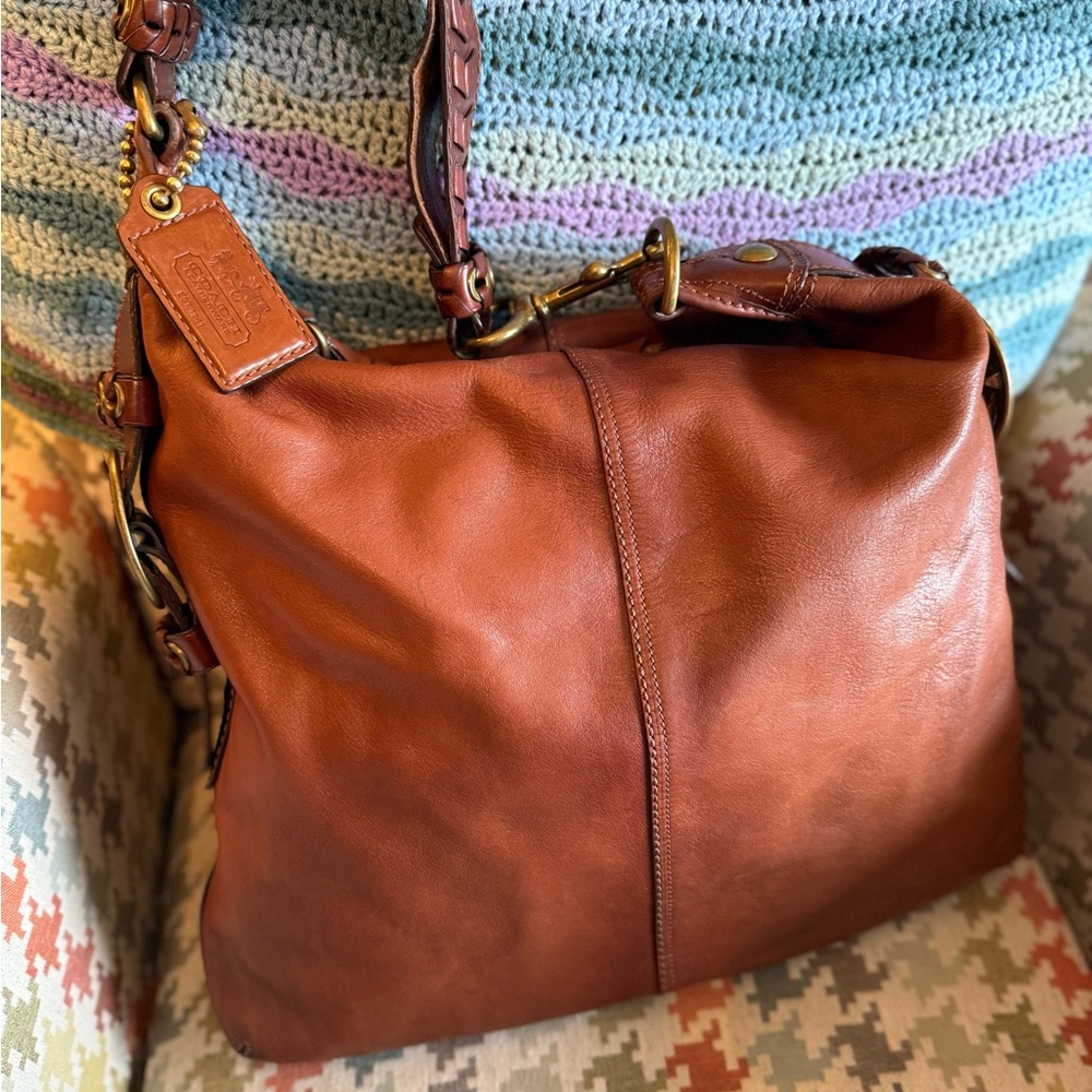 Classic Coach Felicia Hobo Bag #11424